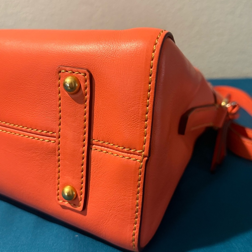Dooney & Bourke Camden Salmon Florentine Italian Leather NWT RARE! HTF - Picture 6 of 15